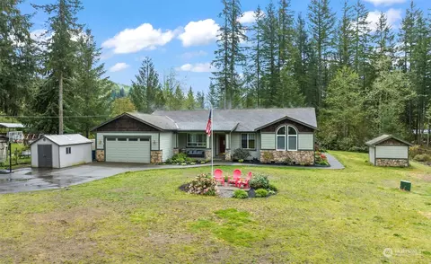 31727 SE 268th St, Ravensdale, WA 98051