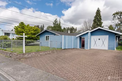 4309 225th St SW, Mountlake Terrace, WA 98043