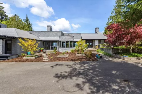 1026 76th Ave NE, Olympia, WA 98506