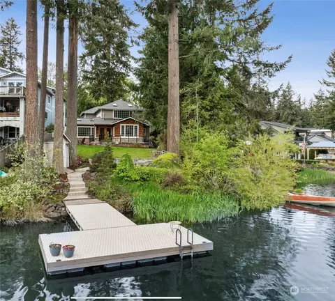 25612 Lake Wilderness Ln S, Maple Valley, WA 98038