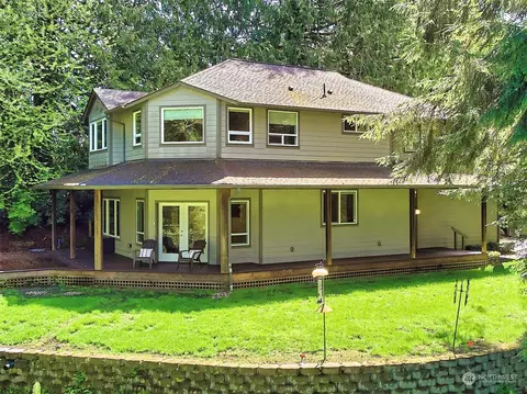 8337 E Caraway Rd, Port Orchard, WA 98366