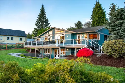 1727 Northshore Dr, Bellingham, WA 98226
