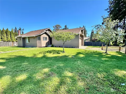 1290 18th St, Port Townsend, WA 98368