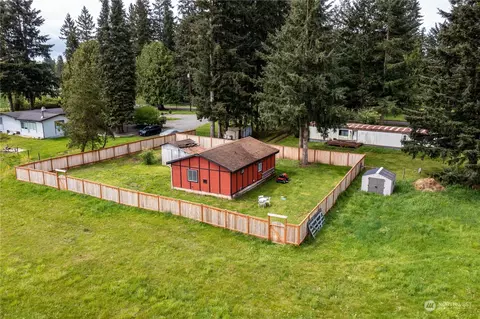 41708 196th Ave SE, Enumclaw, WA 98022