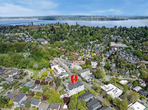 2820 E Madison St #303, Seattle, WA 98112