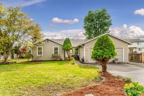103 Mountain View Ct, Granite Falls, WA 98252