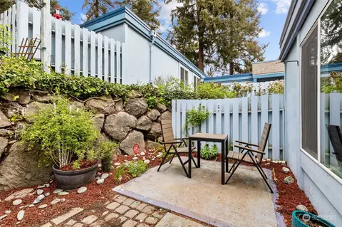4308 NE Sunset Blvd #I-3, Renton, WA 98059