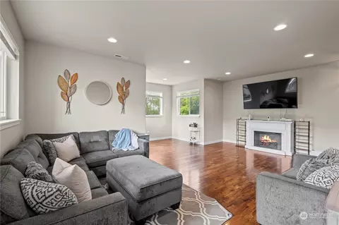 4017 201st St E, Spanaway, WA 98387 photo 7