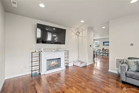 4017 201st St E, Spanaway, WA 98387 photo 8