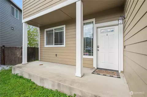 4017 201st St E, Spanaway, WA 98387 photo 4