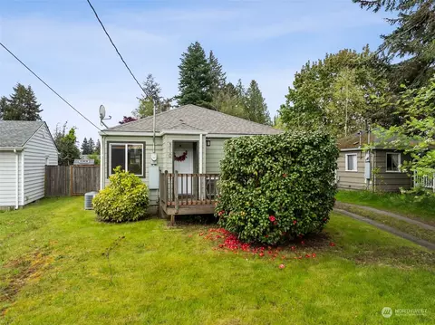 310 Wilson St NE, Olympia, WA 98506