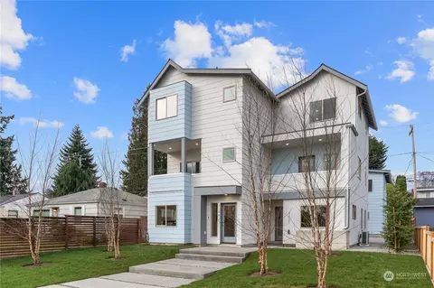 4021 51st Ave SW, Seattle, WA 98116