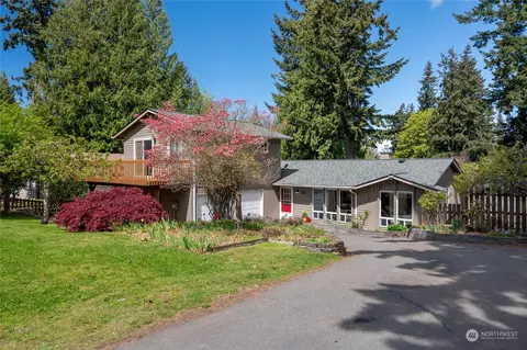 852 St Andrews Way, Bellingham, WA 98229