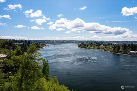 1231 Campbell Way, Bremerton, WA 98310