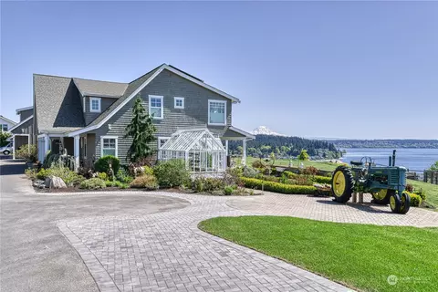 5520 18th St NW, Gig Harbor, WA 98335
