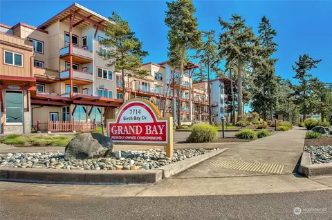 7714 Birch Bay Dr #305, Blaine, WA 98230