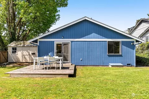 8802 Interlake Ave N, Seattle, WA 98103 photo 25