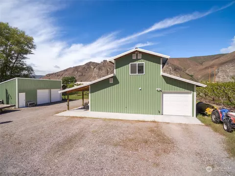 4910 NW Cascade Ave, East Wenatchee, WA 98802