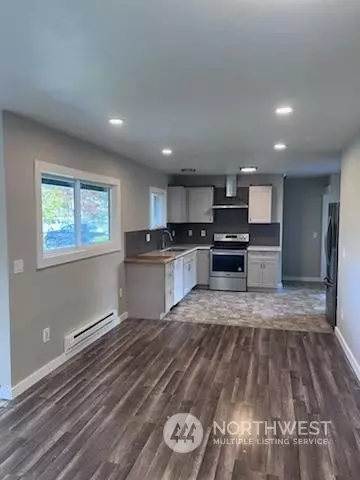 Other - 455 3rd St, Sumas, WA 98295 photo 5 of 9