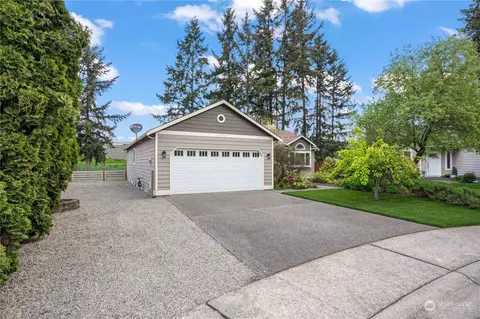 18736 SE 258th St, Covington, WA 98042
