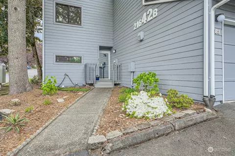 21642 14th Ave S #B1, Des Moines, WA 98198