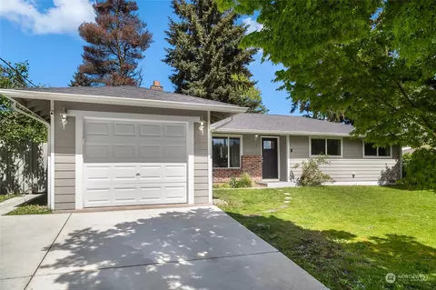 4705 227th St SW, Mountlake Terrace, WA 98043