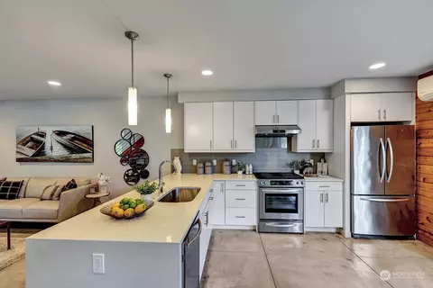 Kitchen - 208 26th Ave E #A, Seattle, WA 98112 photo 2 of 2