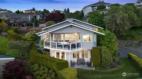 7201 N 27th St, Tacoma, WA 98407