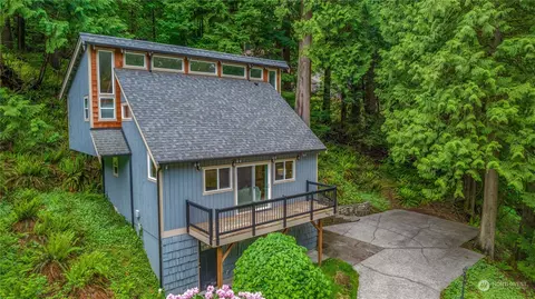 440 Sudden Valley Dr, Bellingham, WA 98229