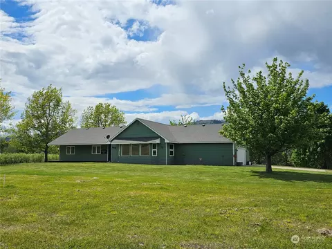 170 A Oneil Rd, Oroville, WA 98844