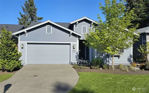 8741 Vashon Ct NE, Lacey, WA 98516