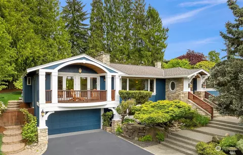 1020 88th Ave NE, Bellevue, WA 98004