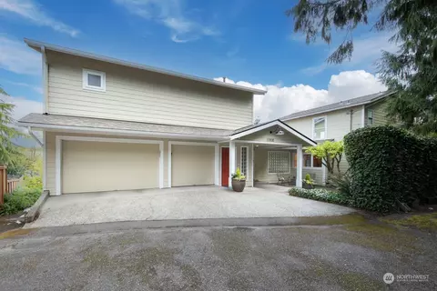 11930 Lakeside Ave NE, Seattle, WA 98125