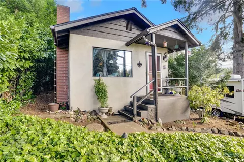3720 W Arsenal Way, Bremerton, WA 98312