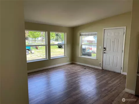 21606 185th St E, Orting, WA 98360 photo 5