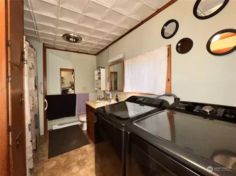 Other - 206 E Delaware Ave, Republic, WA 99166 photo 1 of 6