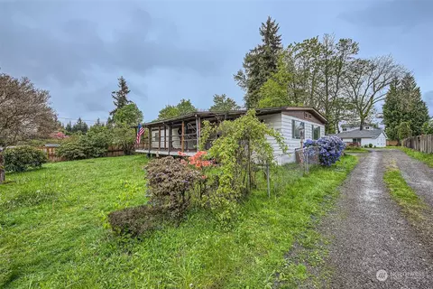 18033 116th Ave SE, Renton, WA 98058