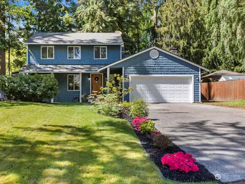 10716 38th Ave NE, Marysville, WA 98271