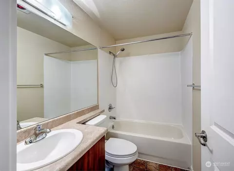 Bath - 16101 Bothell Everett Hwy #H3, Mill Creek, WA 98012 photo 2 of 2