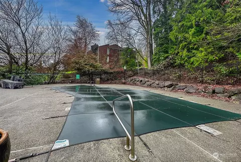 Exterior - 16101 Bothell Everett Hwy #H3, Mill Creek, WA 98012 photo 5 of 5