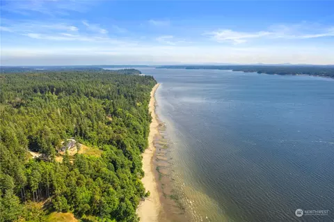 5502 SW Cedar Cv, Longbranch, WA 98351