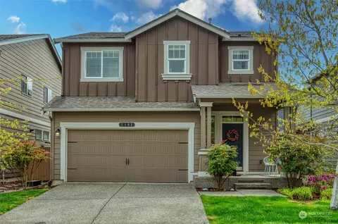 1103 27th St NW, Puyallup, WA 98371