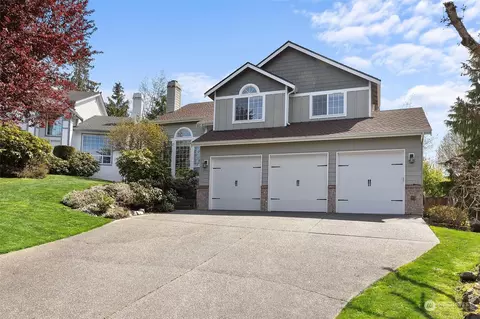 17613 Saint Andrews Ct, Arlington, WA 98223
