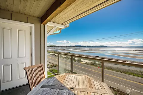 8075 Harborview Rd #306, Blaine, WA 98230