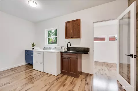Other - 1708 Scenic Dr, Everett, WA 98203 photo 3 of 8