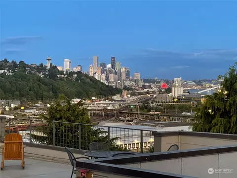 2200 Thorndyke Ave W #401, Seattle, WA 98199