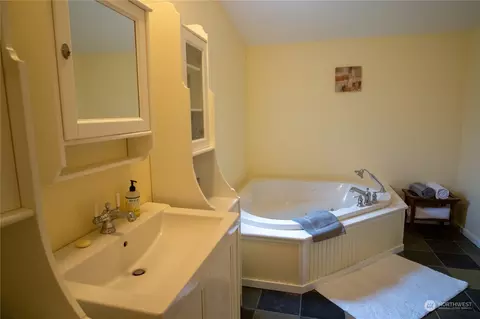 106 Spruce St, Eastsound, WA 98245 photo 29