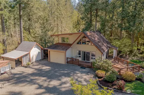 30 N Mount Christie Ct, Hoodsport, WA 98548