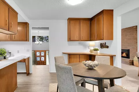 Dining - 318 170th Pl SW, Bothell, WA 98012 photo 4 of 6