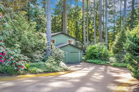 Exterior - 318 170th Pl SW, Bothell, WA 98012 photo 4 of 8